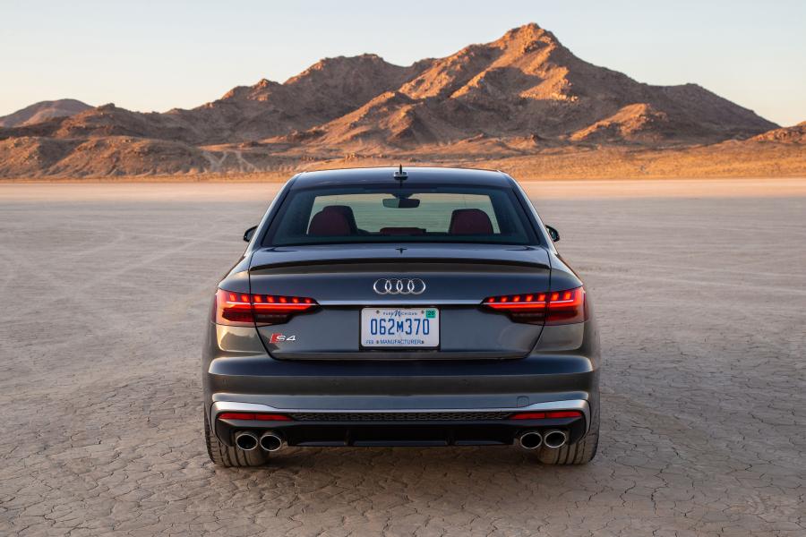  Audi S4 Sedan TFSI (B9) 2020 года  (NA) (фото 12 из 54)